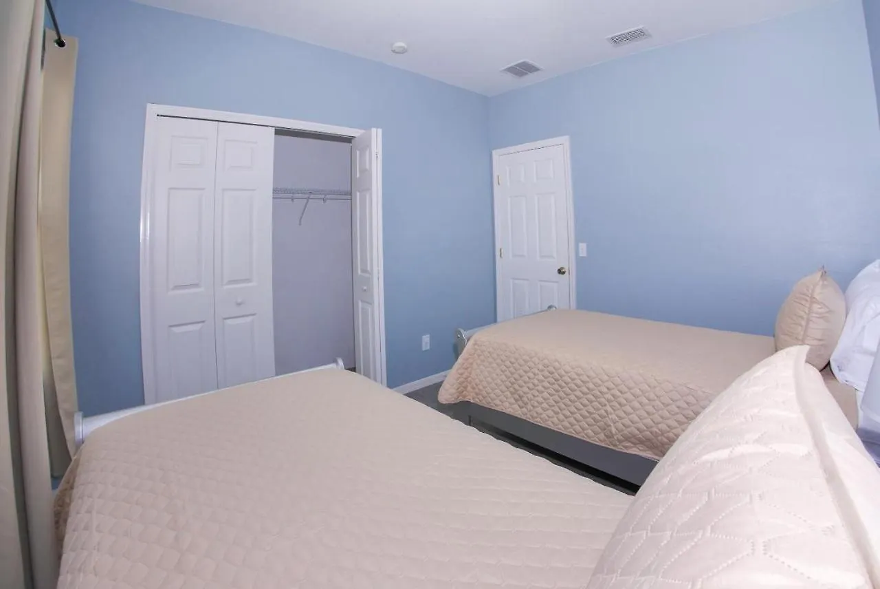 5-4 Pool Home Located In Sunset Ridge Community! Davenport Holiday home