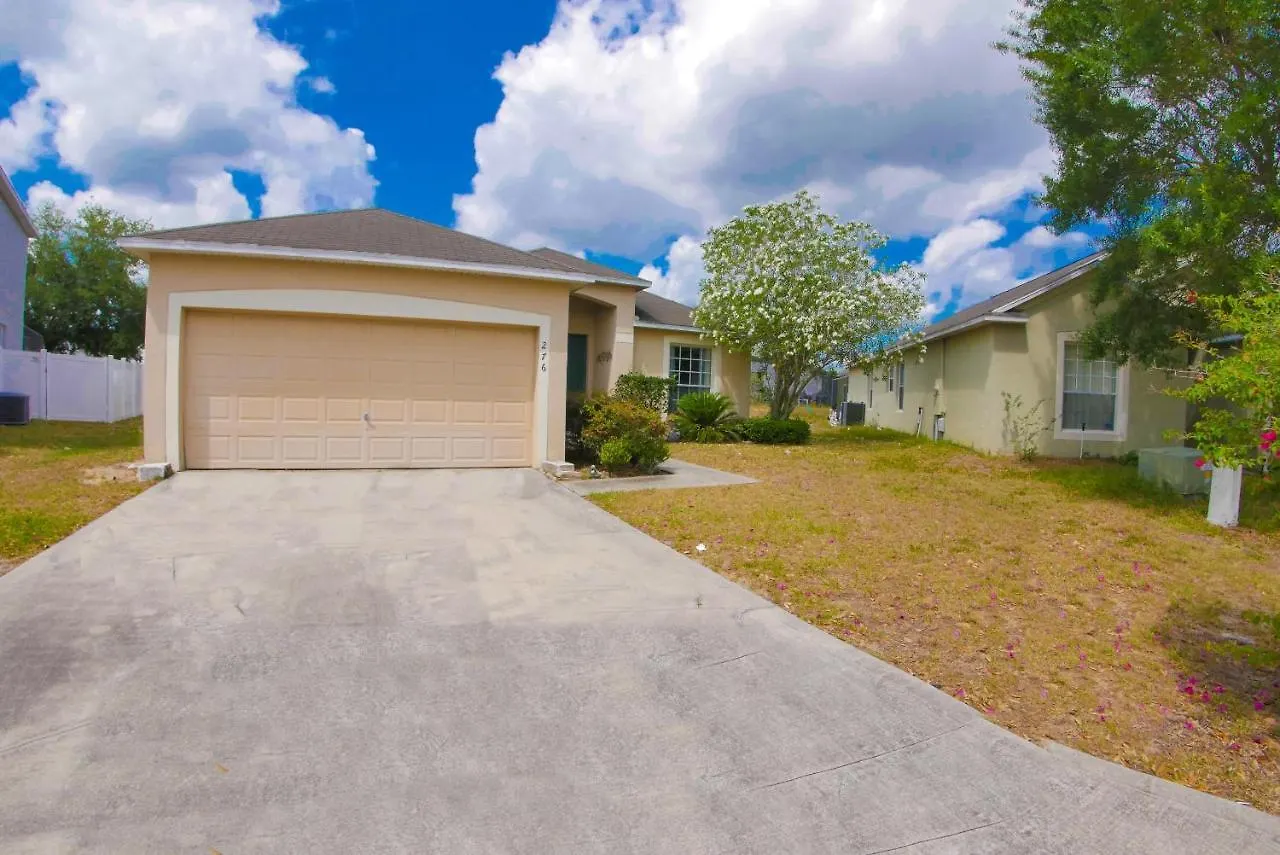 5-4 Pool Home Located In Sunset Ridge Community! Davenport