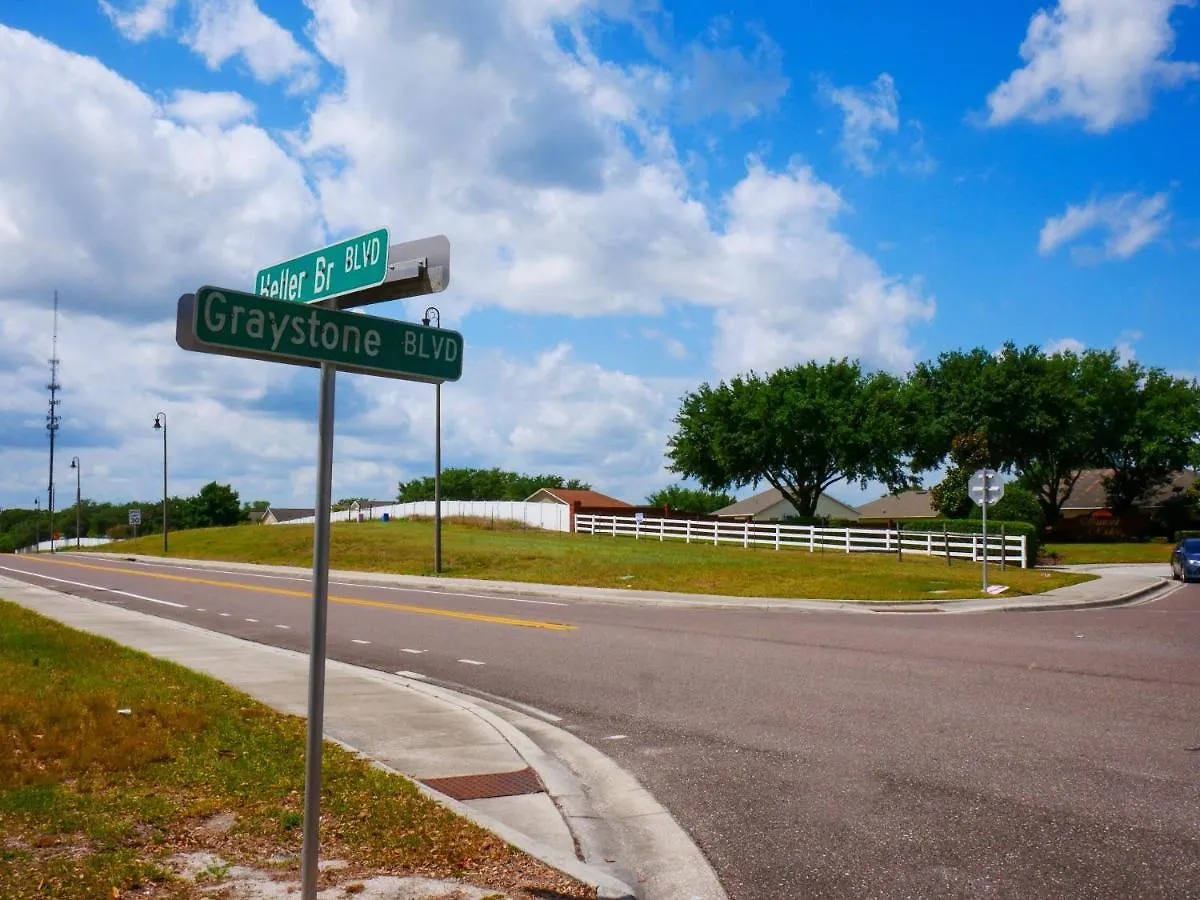 Holiday home 5-4 Pool Home Located In Sunset Ridge Community! Davenport United States